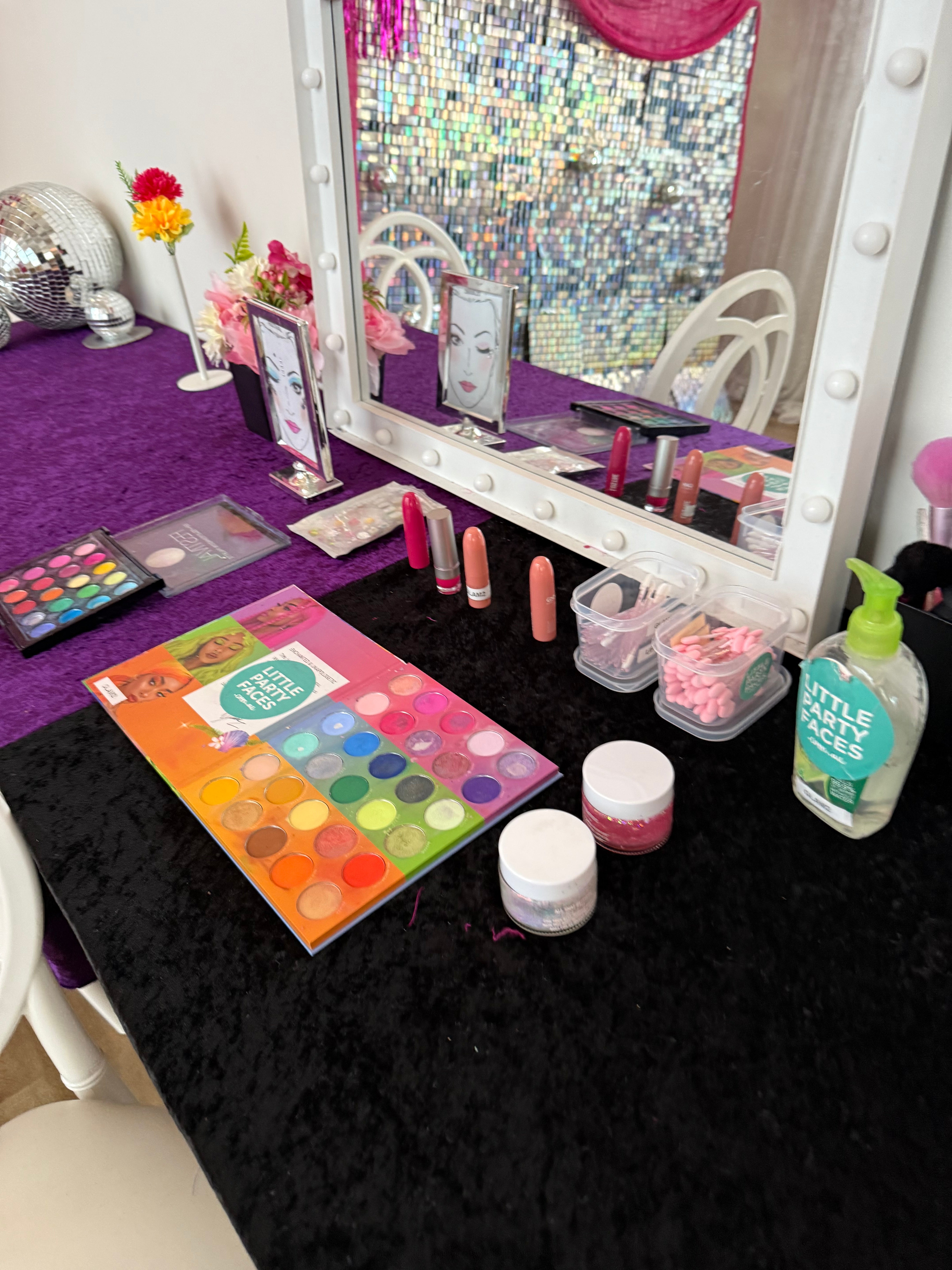 Teens & Tweens - Glamour Pamper Party