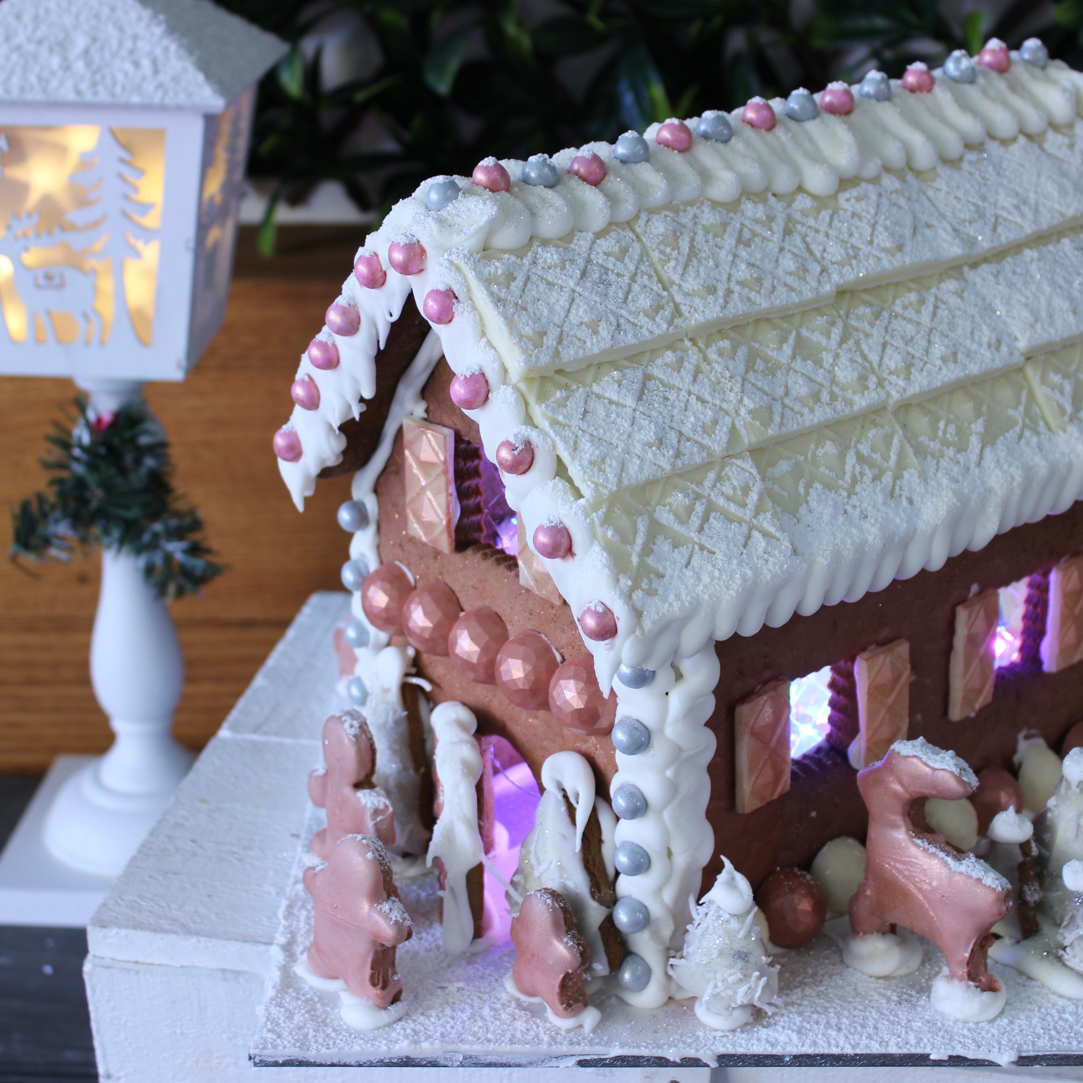 Deluxe Gingerbread House Making Sunday 9th November 1-4pm
