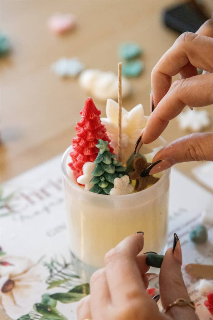 Christmas Candle Making Workshop Thursday 11th of Dec 6-7:30pm